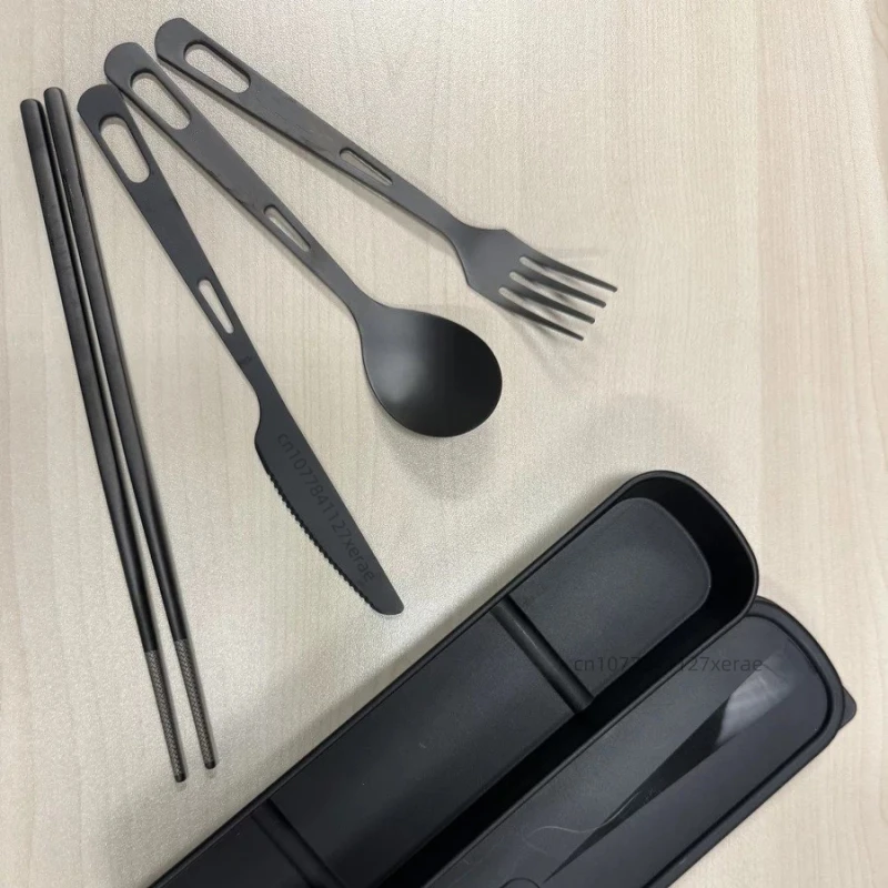 ชุดเครื่องใช้บนโต๊ะอาหารไทเทเน - Camping Cooking Set For 4 บทวิจารณ์และราคา